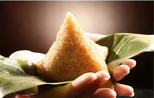 网红吃吊瓜吃粽子视频是真的吗